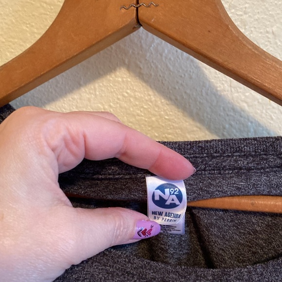 Red Rocks Amphitheater T-Shirt Ladies - Picture 3 of 5